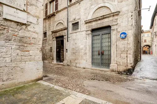 30c183f3-52ef-41d4-83ce-71d0d311100b