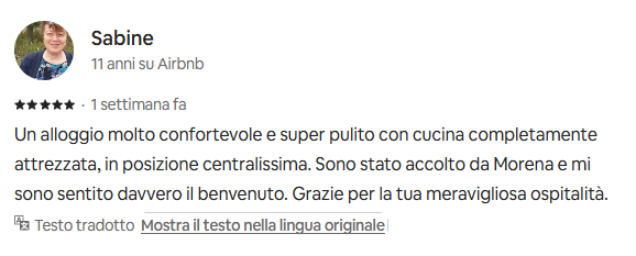 Recensione di un ospite Airbnb che descrive un soggiorno confortevole presso Casa Ascenzi nel centro di Ascoli Piceno